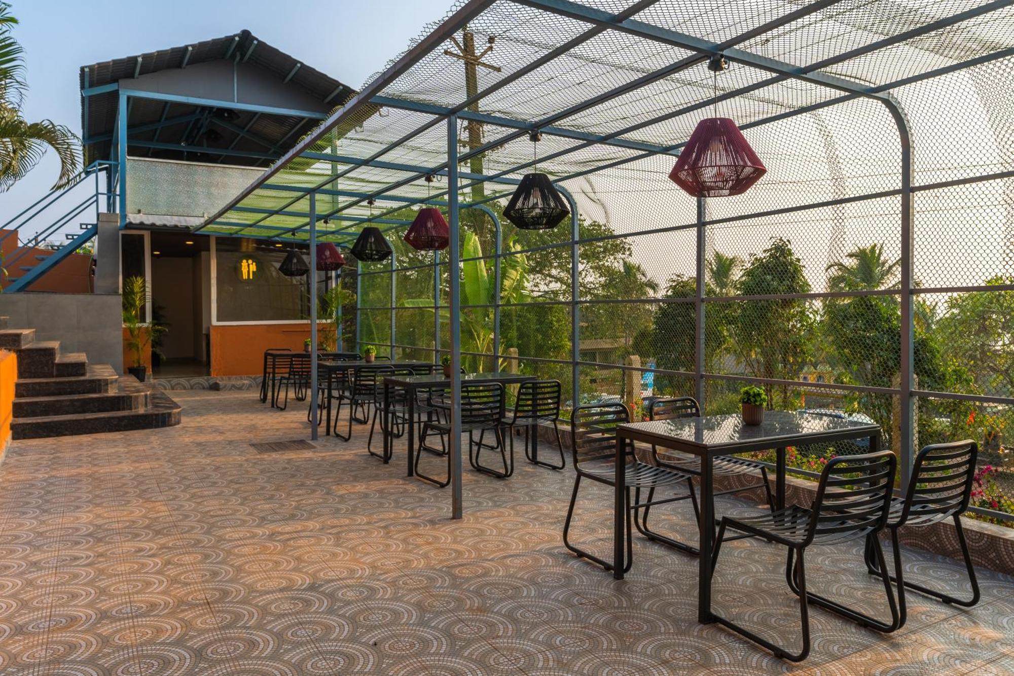 The Hosteller Goa, Mandrem Exterior foto